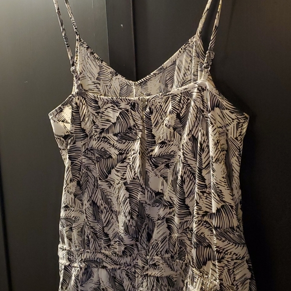 Banana Republic Spaghetti Strap Jumper - Picture 10 of 17